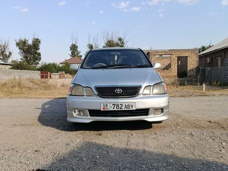 Toyota Gaia, 2003