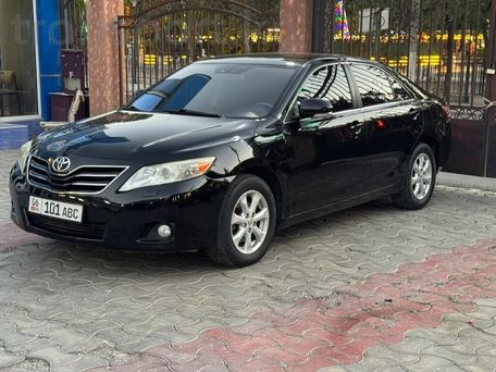 Toyota Camry, 2010 — фото 2