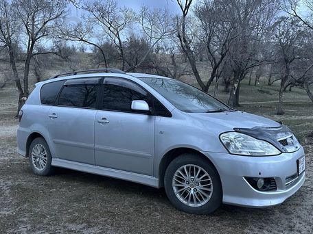 Toyota Ipsum, 2004 — photo 2