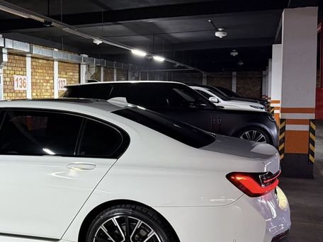 BMW 7 Series, 2022 — photo 1