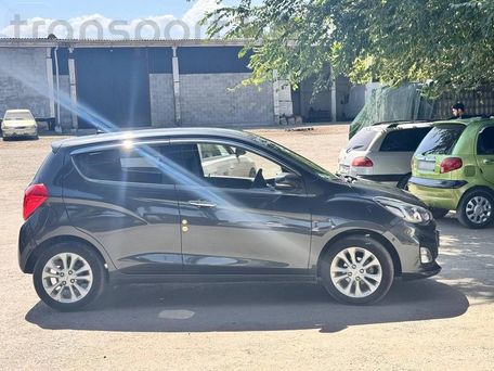Chevrolet Spark, 2021 — 照片 5