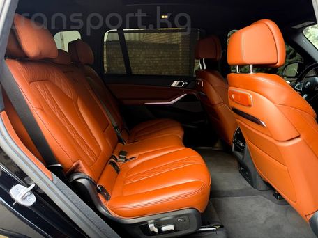 BMW X7, 2023 — photo 9