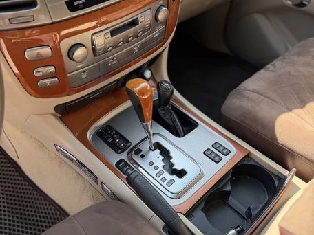 Lexus LX, 2005 — сүрөт 10