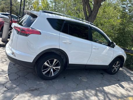 Toyota RAV4, 2016 — фото 3