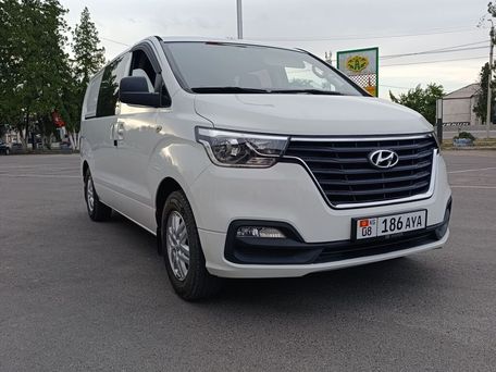 Hyundai H-1, 2019