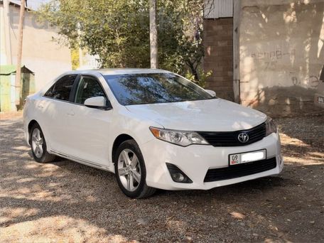 Toyota Camry, 2011 — сүрөт 1