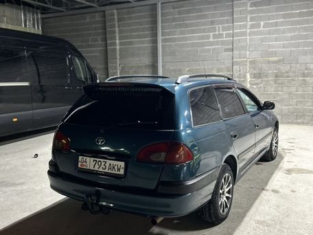 Toyota Avensis, 1997 — 照片 3