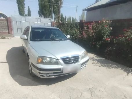 Hyundai Elantra, 2005