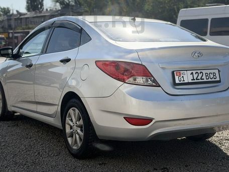 Hyundai Solaris, 2013 — фото 4