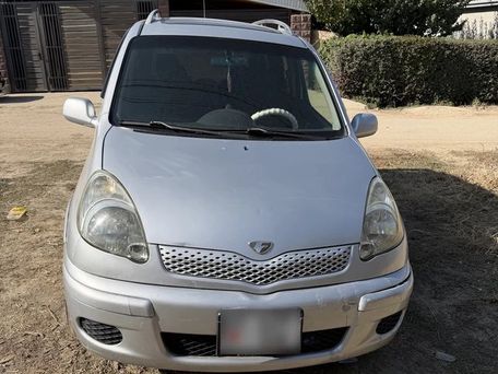 Toyota Yaris, 2004 — photo 8