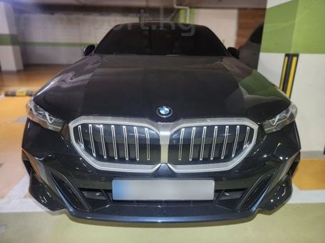 BMW 5 серии, 2026 — 照片 1