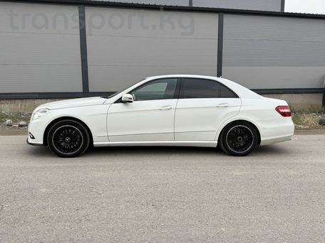 Mercedes-Benz E-Класс, 2010 — фото 2