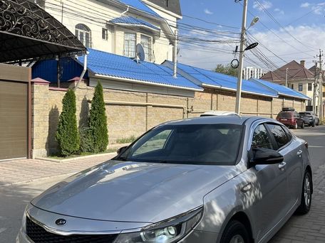 Kia K5, 2016