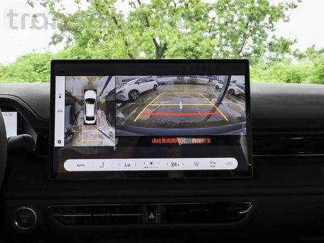 Toyota Camry, 2026 — photo 6