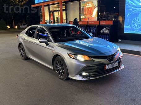 Toyota Camry, 2018 — фото 1