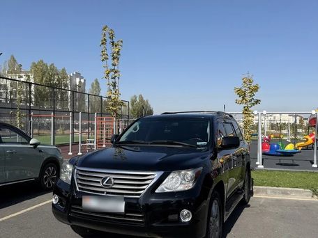 Lexus LX, 2010 — 照片 2