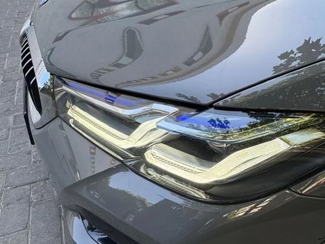 BMW 5 серии, 2021 — 照片 3