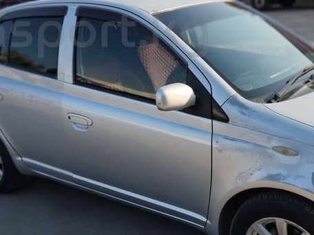 Toyota Vitz, 1999 — 照片 3