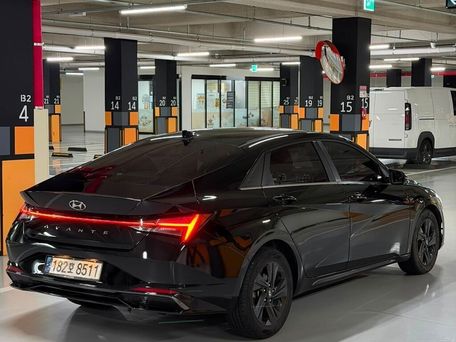 Hyundai Avante, 2021 — 照片 3