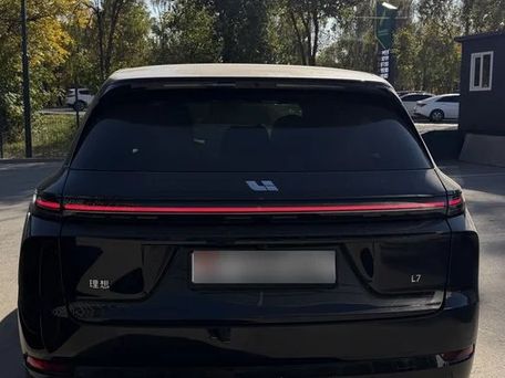 Li Auto (Lixiang) L7, 2025 — 照片 2