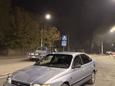 Toyota Carina E, 1995 — photo 1