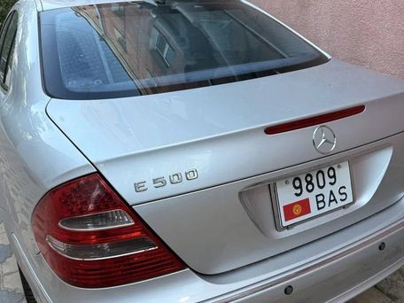 Mercedes-Benz E-Класс, 2002 — 照片 3