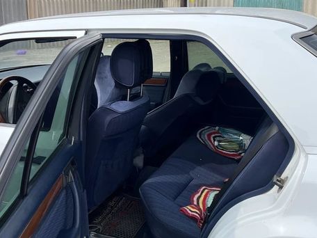 Mercedes-Benz W124, 1991 — сүрөт 7