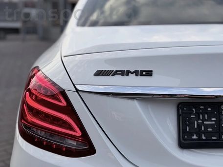 Mercedes-Benz C-Класс AMG, 2018 — 照片 5