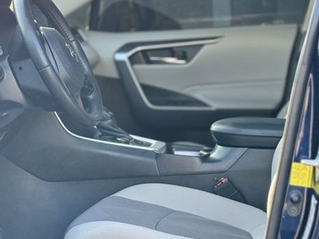 Toyota RAV4, 2021 — photo 10