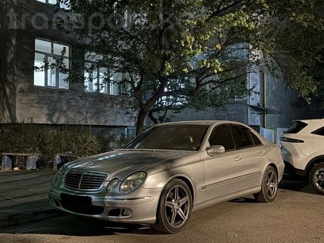 Mercedes-Benz E-Class, 2002 — photo 4