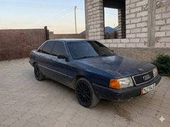 Audi 100