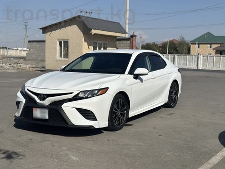 Toyota Camry, 2019 — 照片 1