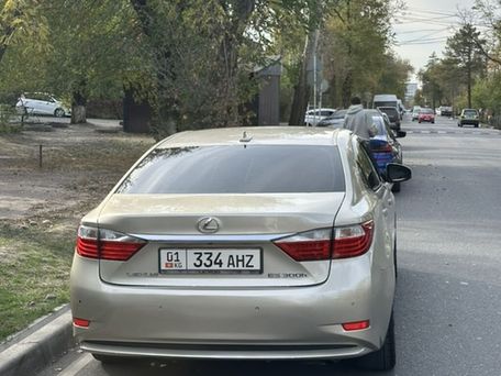 Lexus ES, 2012 — photo 3