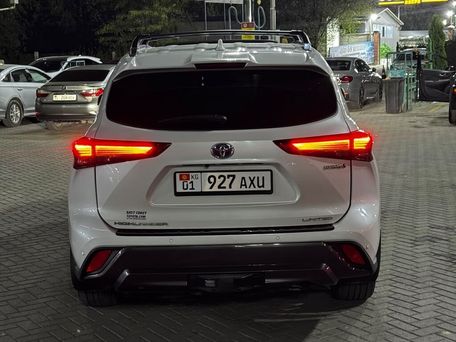 Toyota Highlander, 2022 — photo 17