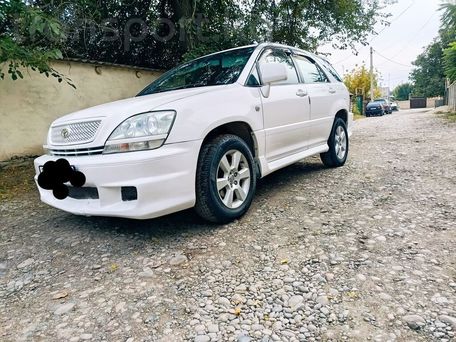 Toyota Harrier, 2001 — 照片 1