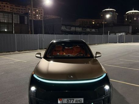 Li Auto (Lixiang) L7, 2023 — 照片 1