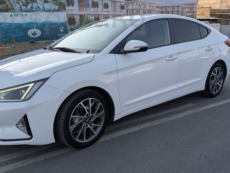 Hyundai Avante, 2020 — photo 1