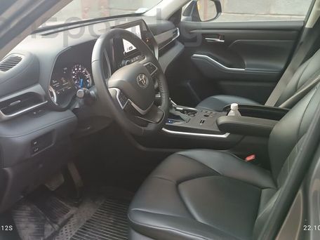 Toyota Highlander, 2023 — photo 3