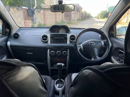 Toyota Ist, 2003 — photo 10