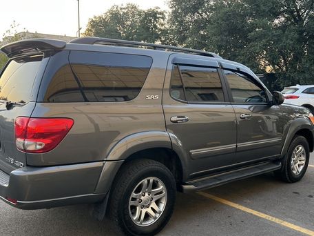 Toyota Sequoia, 2005 — photo 8