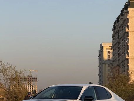 Toyota Camry, 2020 — сүрөт 1