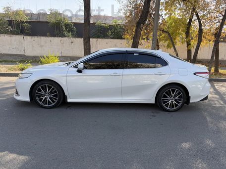 Toyota Camry, 2021 — photo 5