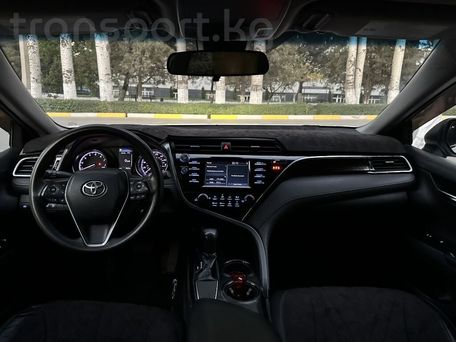 Toyota Camry, 2018 — сүрөт 9
