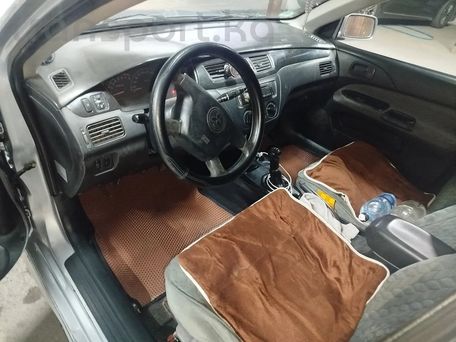 Mitsubishi Lancer, 2003 — 照片 7