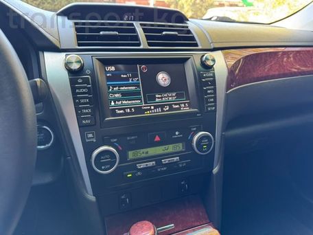 Toyota Camry, 2012 — сүрөт 2