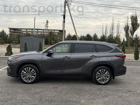 Toyota Highlander, 2024 — photo 3