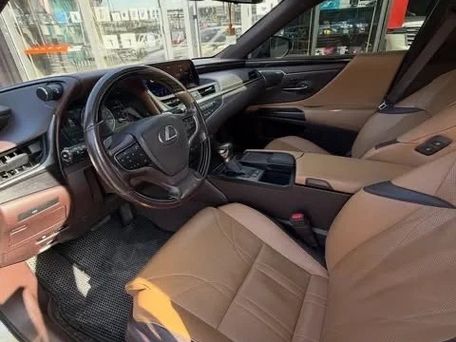 Lexus ES, 2018 — 照片 4