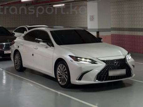 Lexus ES, 2022 — photo 7