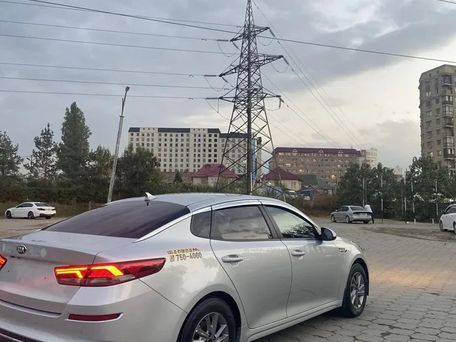 Kia K5, 2020 — photo 7