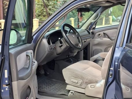 Toyota Sequoia, 2004 — photo 10